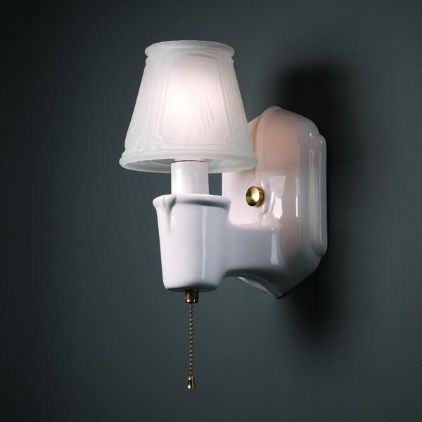 Chateau Single-Arm w/ Clip-On Glass Shade