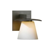 Hubbardton Forge 206601-SKT-07-GG0242 - Wren 1 Light Sconce